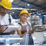 urgence de production dans les ateliers industriels